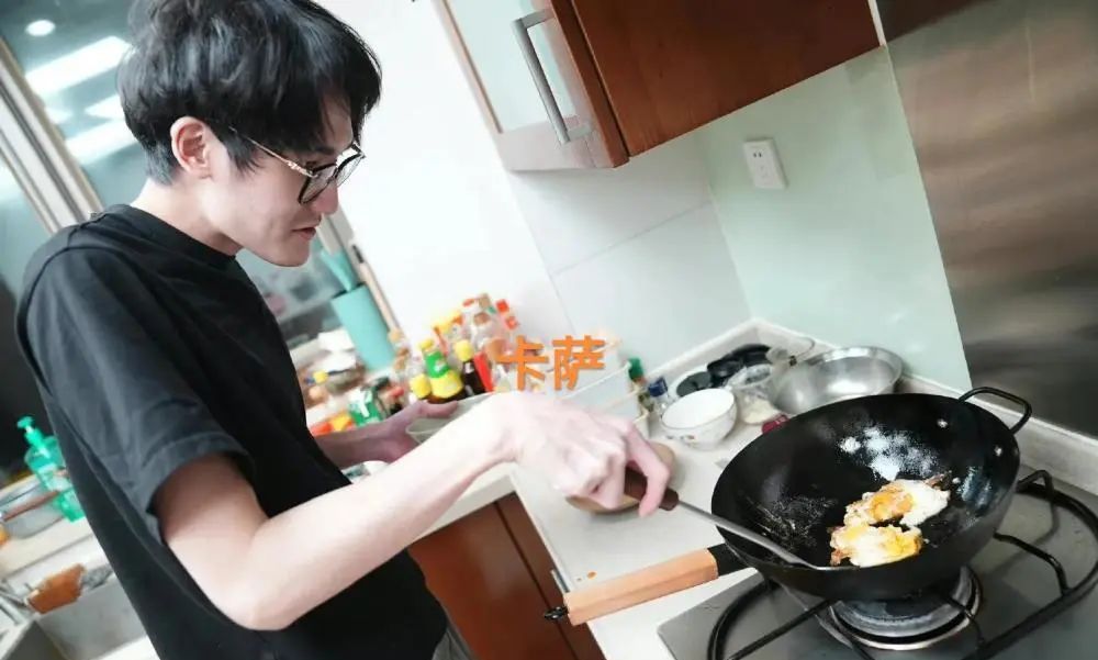 “TES最大的内鬼找到了”,四名前队员全部晋级,只有Zhuo在替补休闲区蓝鸢梦想 - Www.slyday.coM “TES最大的内鬼找到了”,四名前队员全部晋级,只有Zhuo在替补休闲区蓝鸢梦想 - Www.slyday.coM