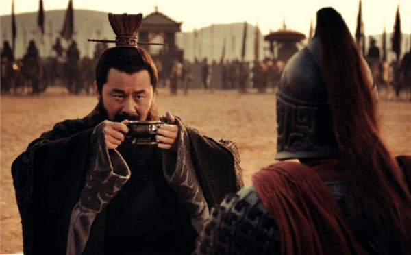 父亲死于张飞之手,母亲被曹操强占,他长大成一代名将,名字耳熟__财经头条