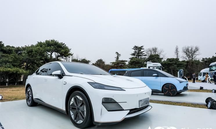 坐定最美中国车？造型酷炫 长安C385即将到来！休闲区蓝鸢梦想 - Www.slyday.coM