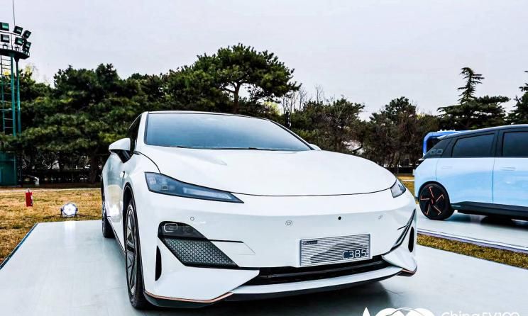 坐定最美中国车？造型酷炫 长安C385即将到来！休闲区蓝鸢梦想 - Www.slyday.coM