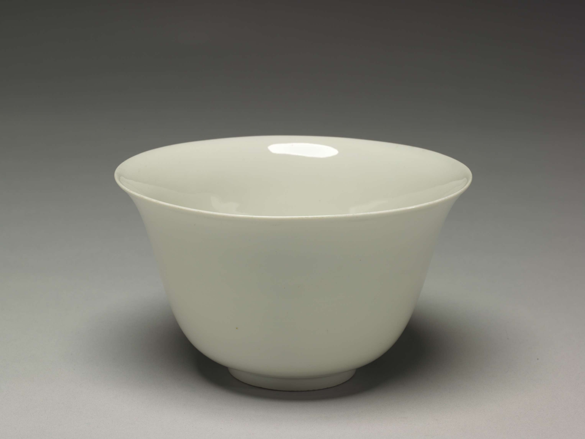 看明代嘉靖帝对瓷器的影响台北故宫展花样何处来