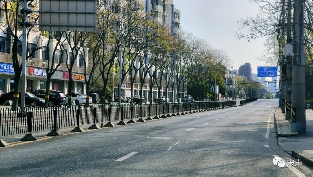 上海全员再检测！快递、外卖要停？不实！上万骑手在岗！休闲区蓝鸢梦想 - Www.slyday.coM