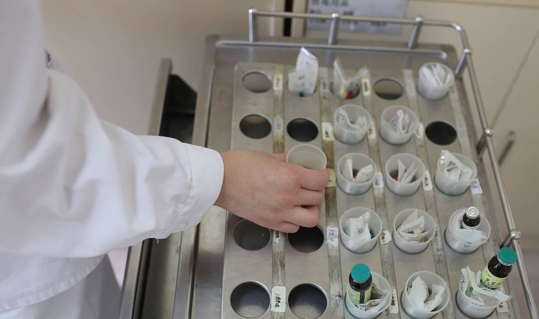 胃癌上门，身体多有4个警报，占上一个，就该特别注意了休闲区蓝鸢梦想 - Www.slyday.coM