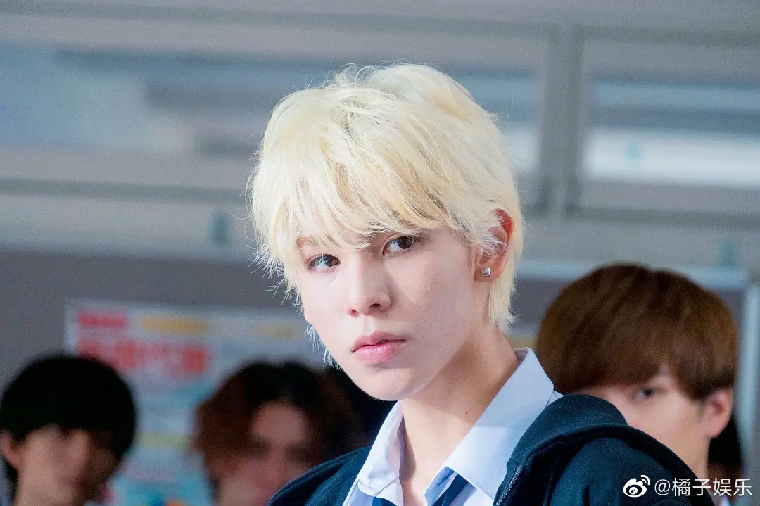 据日媒,snow man成员raul今年春天高中毕业后