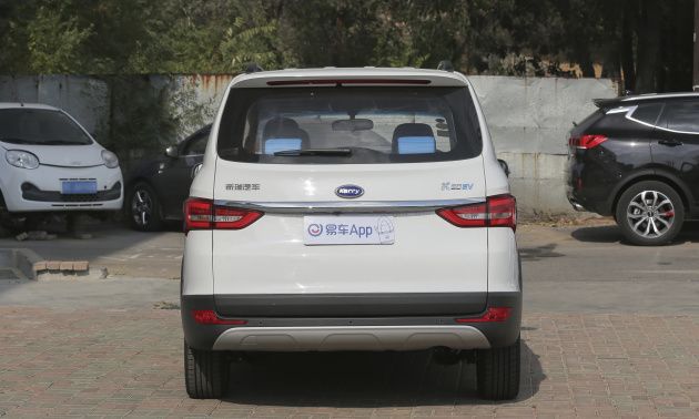 先看下开瑞k60ev的外观,开瑞k60ev前脸整体走了柔和路线,看起来十分