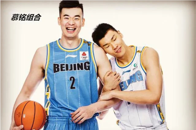 还记得跟翟晓川对骂，那个不漂亮的女记者吗？她这次发文可解气了休闲区蓝鸢梦想 - Www.slyday.coM