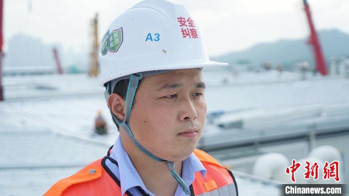中央援港医院建设"90后"安全员:为"中国速度"拧紧安全阀|医院|香港|中