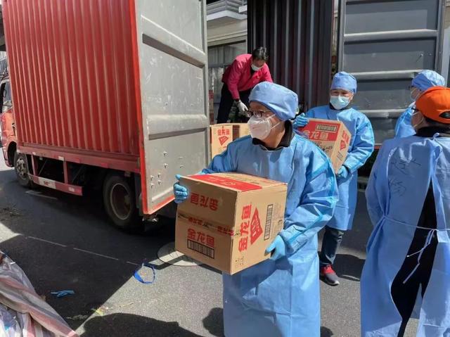 上海按下暂停键，特殊人群保障不能停休闲区蓝鸢梦想 - Www.slyday.coM