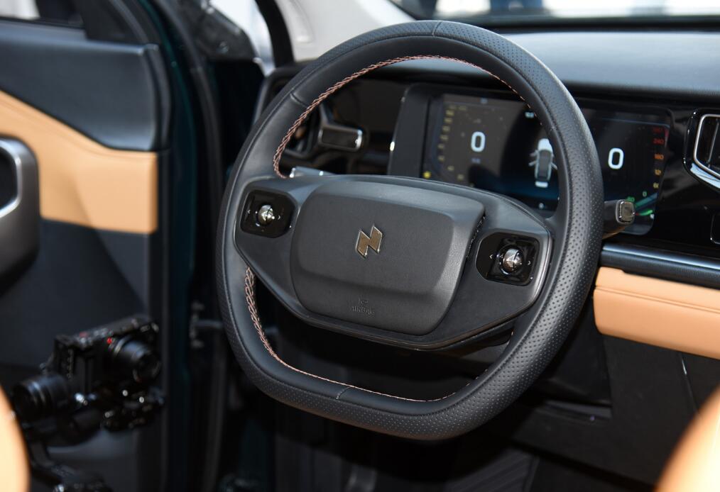 又一款增程式SUV，自游家NV预计9月交付，5.9秒破百，车长近5米休闲区蓝鸢梦想 - Www.slyday.coM