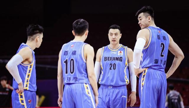 杨毅曝北京大洗牌内幕,花了3亿被3千万球队淘汰,雅尼斯难逃其咎休闲区蓝鸢梦想 - Www.slyday.coM 杨毅曝北京大洗牌内幕,花了3亿被3千万球队淘汰,雅尼斯难逃其咎休闲区蓝鸢梦想 - Www.slyday.coM