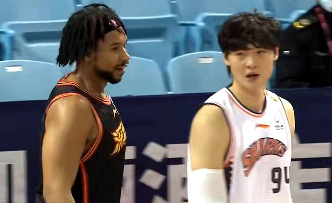 CCTV5直播,上海男篮对阵深圳,王哲林表明态度,邱彪姿态低!休闲区蓝鸢梦想 - Www.slyday.coM CCTV5直播,上海男篮对阵深圳,王哲林表明态度,邱彪姿态低!休闲区蓝鸢梦想 - Www.slyday.coM