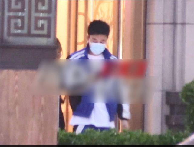 贾乃亮现身前妻家中后,李小璐再晒视频,灵动优雅难掩好心情休闲区蓝鸢梦想 - Www.slyday.coM 贾乃亮现身前妻家中后,李小璐再晒视频,灵动优雅难掩好心情休闲区蓝鸢梦想 - Www.slyday.coM