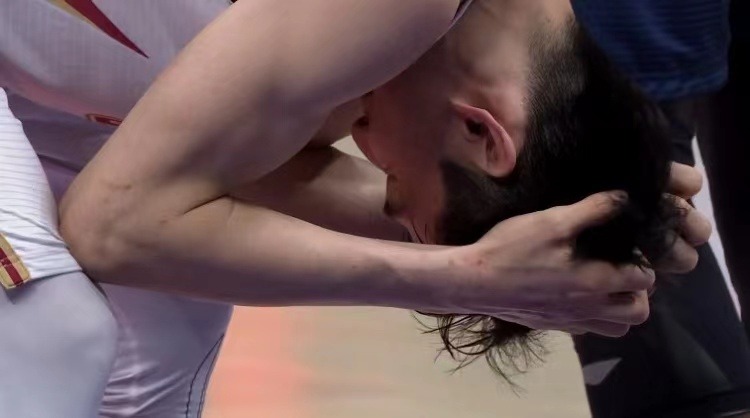 0+0+0+0+0，广东胜浙江！谁注意到广东3分神射手，末节遭杜锋弃用休闲区蓝鸢梦想 - Www.slyday.coM