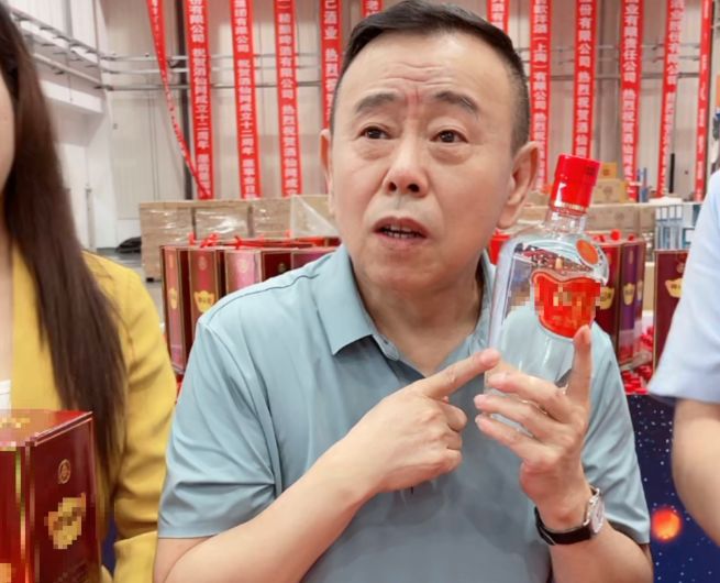 潘长江正式起诉某媒体造谣,女儿发声力挺,被起诉媒体正面回应休闲区蓝鸢梦想 - Www.slyday.coM 潘长江正式起诉某媒体造谣,女儿发声力挺,被起诉媒体正面回应休闲区蓝鸢梦想 - Www.slyday.coM