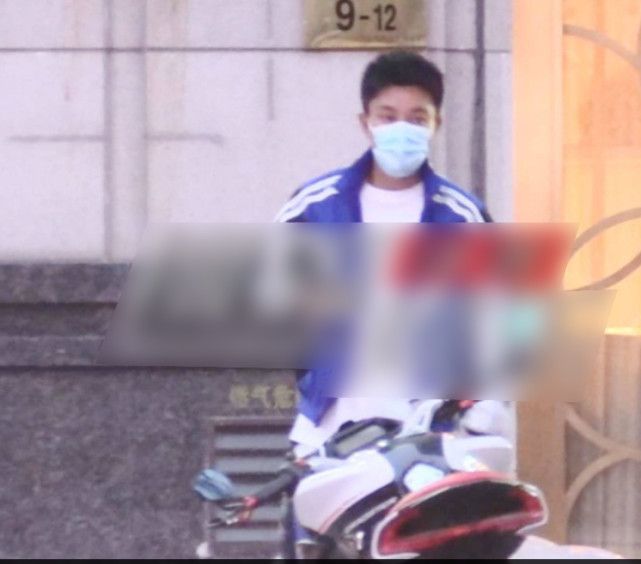 贾乃亮现身前妻家中后,李小璐再晒视频,灵动优雅难掩好心情休闲区蓝鸢梦想 - Www.slyday.coM 贾乃亮现身前妻家中后,李小璐再晒视频,灵动优雅难掩好心情休闲区蓝鸢梦想 - Www.slyday.coM