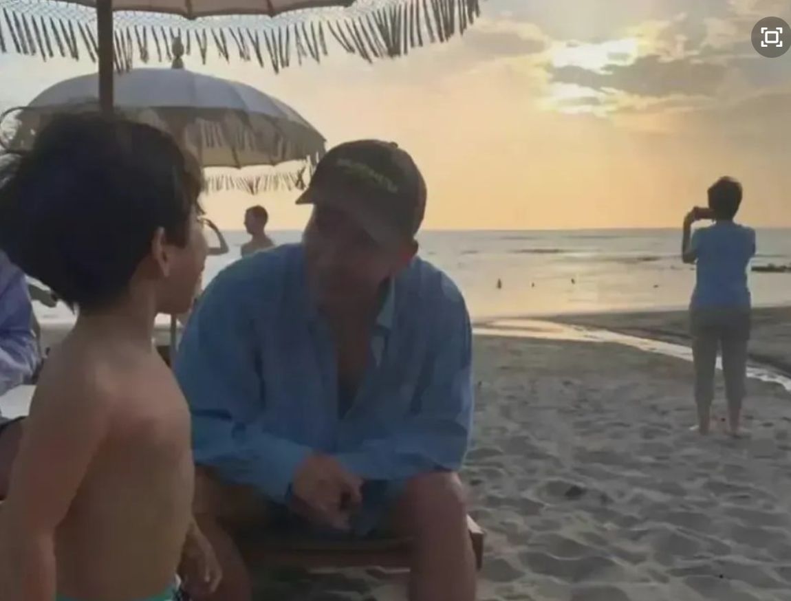 汪小菲儿子露面!6岁汪希箖比心为奶奶庆生,大S与前婆婆关系融洽休闲区蓝鸢梦想 - Www.slyday.coM 汪小菲儿子露面!6岁汪希箖比心为奶奶庆生,大S与前婆婆关系融洽休闲区蓝鸢梦想 - Www.slyday.coM