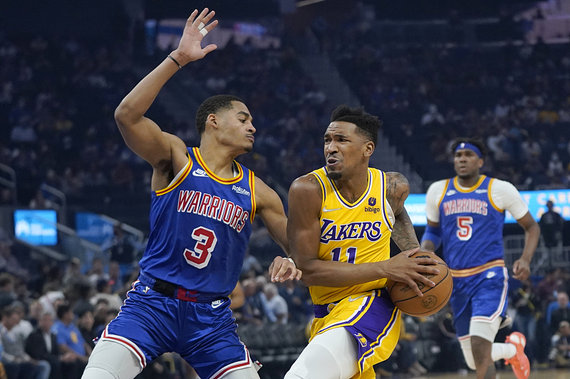 15投7中，助攻全场第一！伊戈达拉称赞普尔：你该追求顶薪休闲区蓝鸢梦想 - Www.slyday.coM