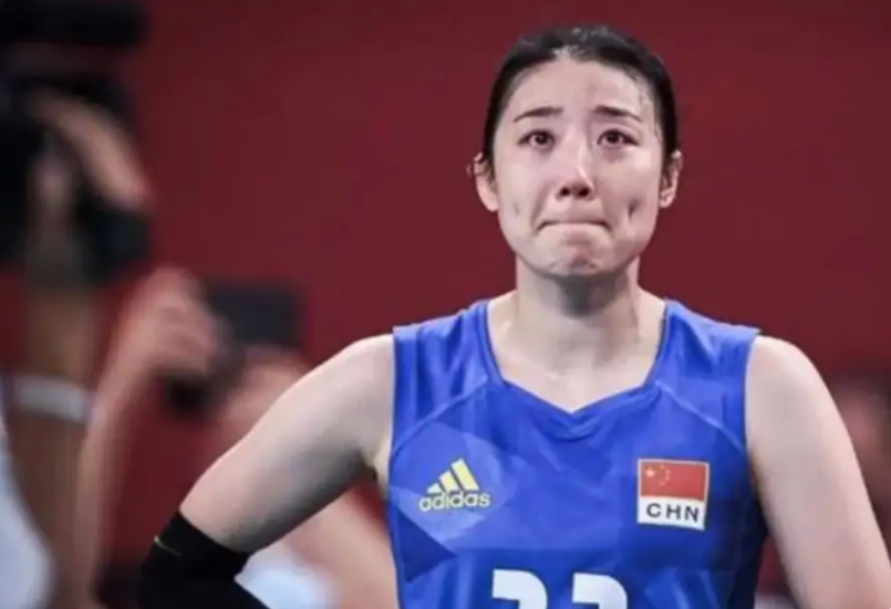 蔡斌惜才!夯实队伍=允许3将空降,无朱婷,28岁名将阻击吴梦洁休闲区蓝鸢梦想 - Www.slyday.coM 蔡斌惜才!夯实队伍=允许3将空降,无朱婷,28岁名将阻击吴梦洁休闲区蓝鸢梦想 - Www.slyday.coM