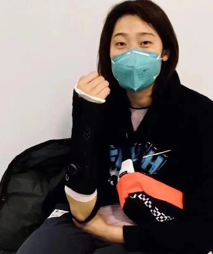 蔡斌惜才!夯实队伍=允许3将空降,无朱婷,28岁名将阻击吴梦洁休闲区蓝鸢梦想 - Www.slyday.coM 蔡斌惜才!夯实队伍=允许3将空降,无朱婷,28岁名将阻击吴梦洁休闲区蓝鸢梦想 - Www.slyday.coM