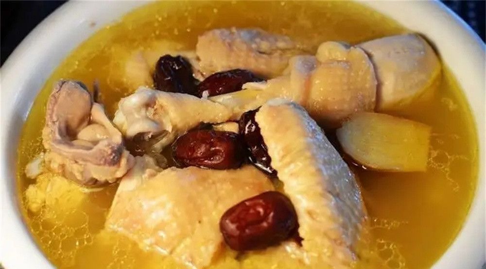 炖鸡汤时,切记“3放3不放”的小秘诀,鸡汤鲜美,肉嫩无腥味休闲区蓝鸢梦想 - Www.slyday.coM 炖鸡汤时,切记“3放3不放”的小秘诀,鸡汤鲜美,肉嫩无腥味休闲区蓝鸢梦想 - Www.slyday.coM