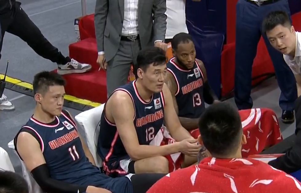 5记3分+切球!他成了广东男篮奇兵,为何杜锋让周鹏打了45分钟?休闲区蓝鸢梦想 - Www.slyday.coM 5记3分+切球!他成了广东男篮奇兵,为何杜锋让周鹏打了45分钟?休闲区蓝鸢梦想 - Www.slyday.coM