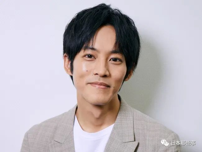 户田惠梨香晒短发照精神佳丈夫松坂桃李背后支持 户田惠梨香 松坂桃李 结婚 新浪娱乐 新浪网