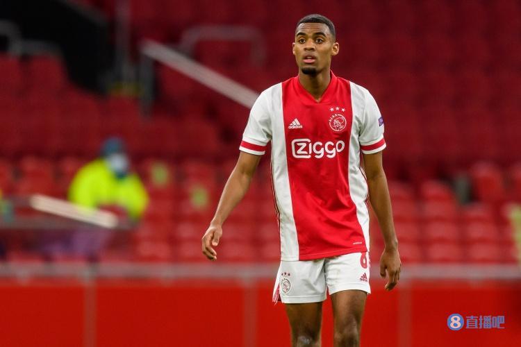 图片报：拜仁给格拉文贝赫年薪为900万欧，马兹拉维则为800万欧休闲区蓝鸢梦想 - Www.slyday.coM