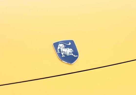 不一YOUNG的新宠，风行T5 EVO热浪版上市休闲区蓝鸢梦想 - Www.slyday.coM