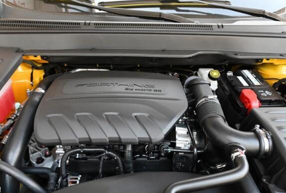 不一YOUNG的新宠，风行T5 EVO热浪版上市休闲区蓝鸢梦想 - Www.slyday.coM