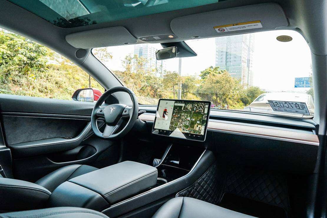 召回近13万辆，或存安全隐患，特斯拉Model 3会跌落“神坛”吗？休闲区蓝鸢梦想 - Www.slyday.coM