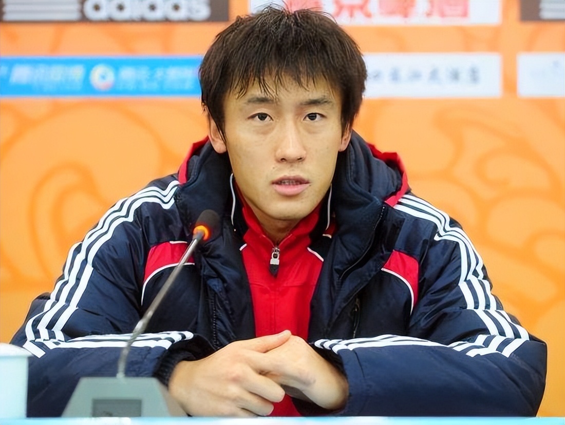 前国脚杜威评价本届国足真是不留余力