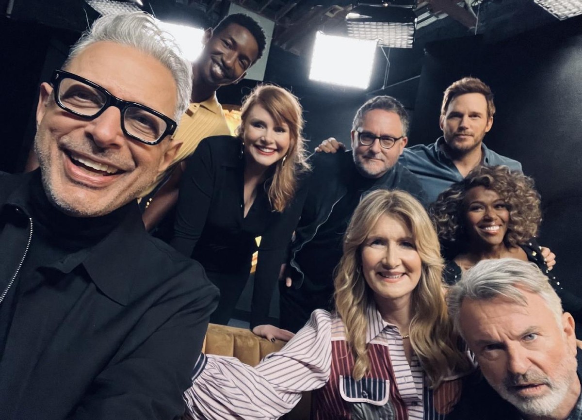 侏罗纪世界3阵容太豪华!7大主演一起亮相,恐龙小蓝也上镜了休闲区蓝鸢梦想 - Www.slyday.coM 侏罗纪世界3阵容太豪华!7大主演一起亮相,恐龙小蓝也上镜了休闲区蓝鸢梦想 - Www.slyday.coM