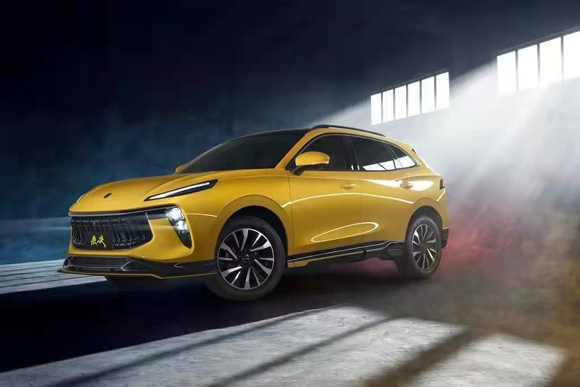 不一YOUNG的新宠，风行T5 EVO热浪版上市休闲区蓝鸢梦想 - Www.slyday.coM