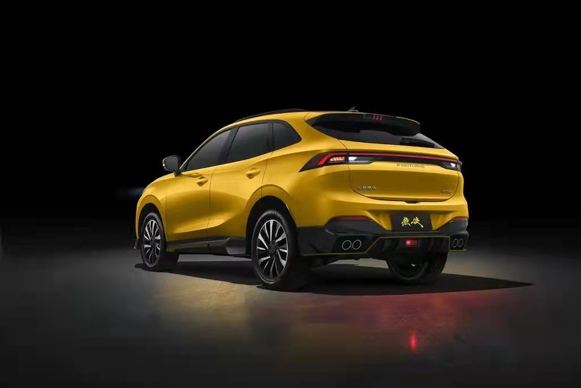 不一YOUNG的新宠，风行T5 EVO热浪版上市休闲区蓝鸢梦想 - Www.slyday.coM