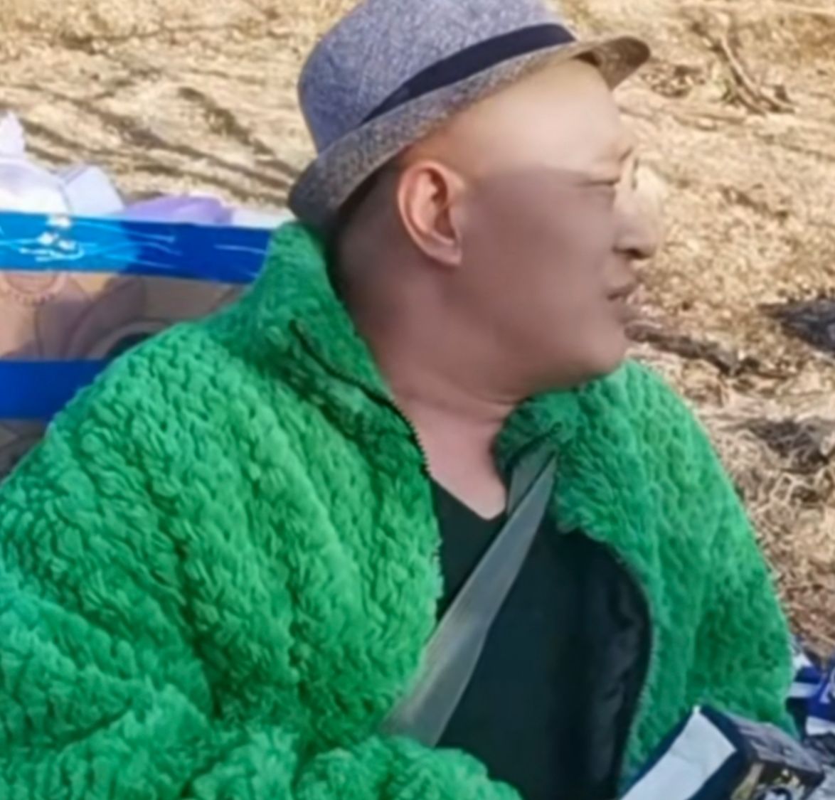 赵四真的太难了!直播带货被网友要求上门安装,卖卫生巾引争议休闲区蓝鸢梦想 - Www.slyday.coM