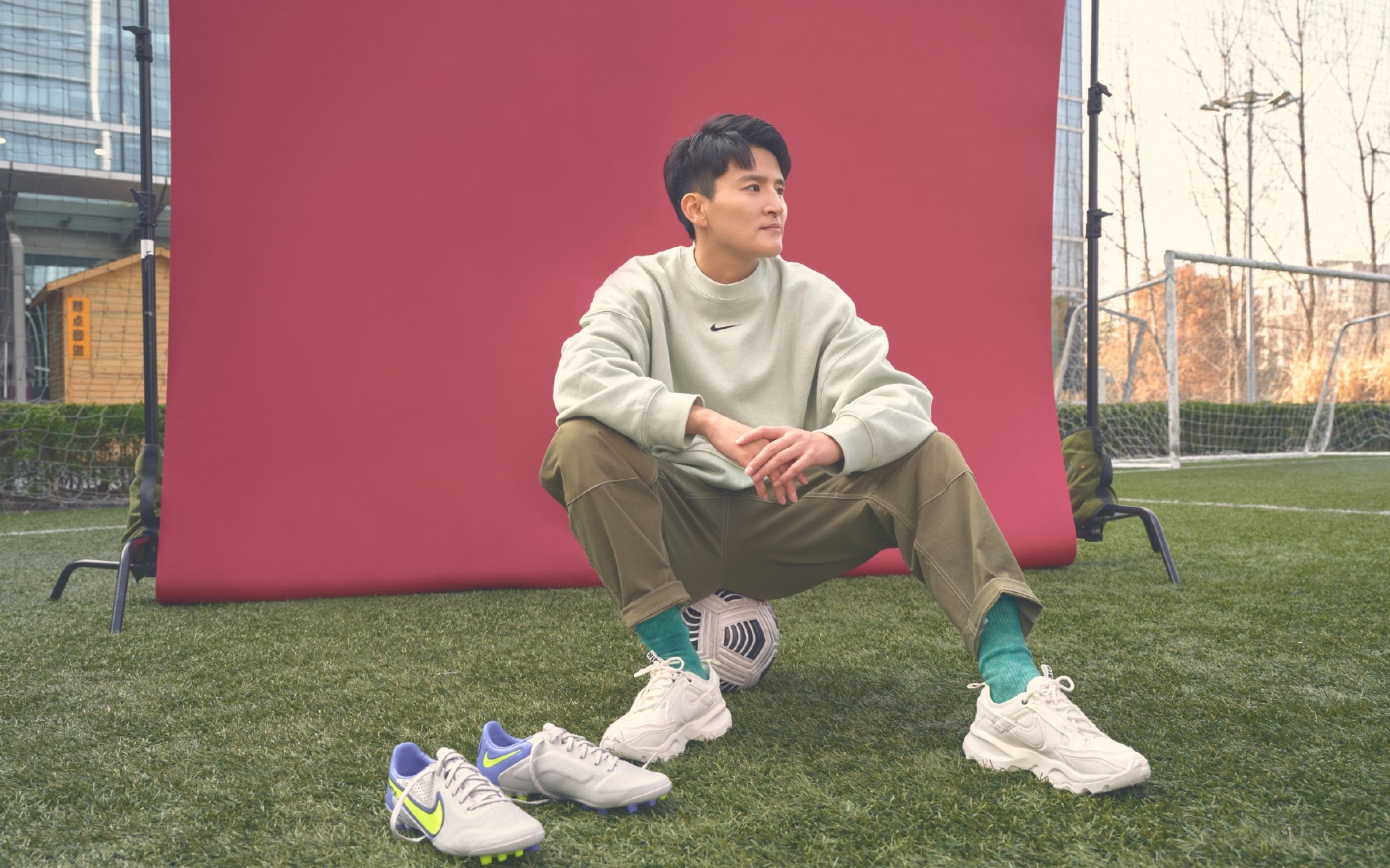 新闻8点见丨女足队长王珊珊：相比当明星，还是踢球更舒服休闲区蓝鸢梦想 - Www.slyday.coM