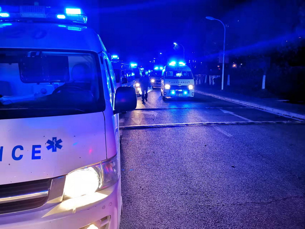 在上海,一辆救护车的疫情时分|急救_新浪财经_新浪网