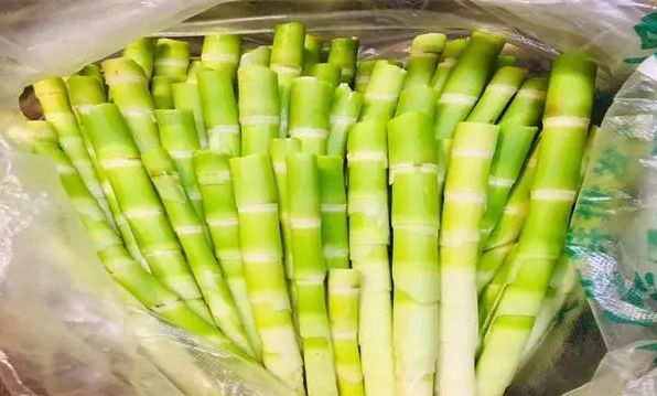 春天吃春笋“禁忌”多,牢记:1不忘,2不放,3不吃,不懂别乱吃休闲区蓝鸢梦想 - Www.slyday.coM 春天吃春笋“禁忌”多,牢记:1不忘,2不放,3不吃,不懂别乱吃休闲区蓝鸢梦想 - Www.slyday.coM