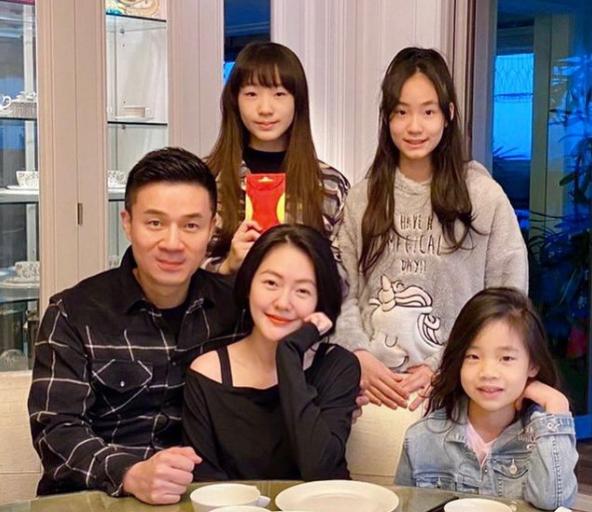 大S方发文回应具俊晔将被遣返回国，称已在办理无犯罪记录证明休闲区蓝鸢梦想 - Www.slyday.coM