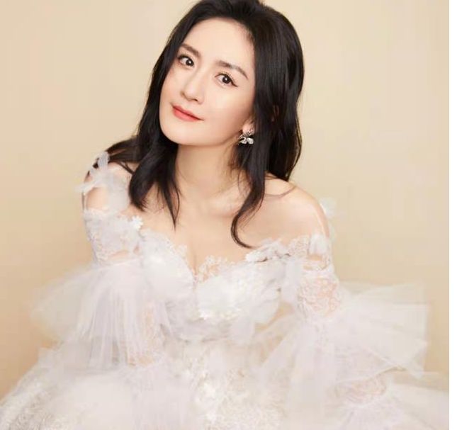 谢娜《浪姐3》路透,评论区翻车：不期待!路人缘这么差?休闲区蓝鸢梦想 - Www.slyday.coM