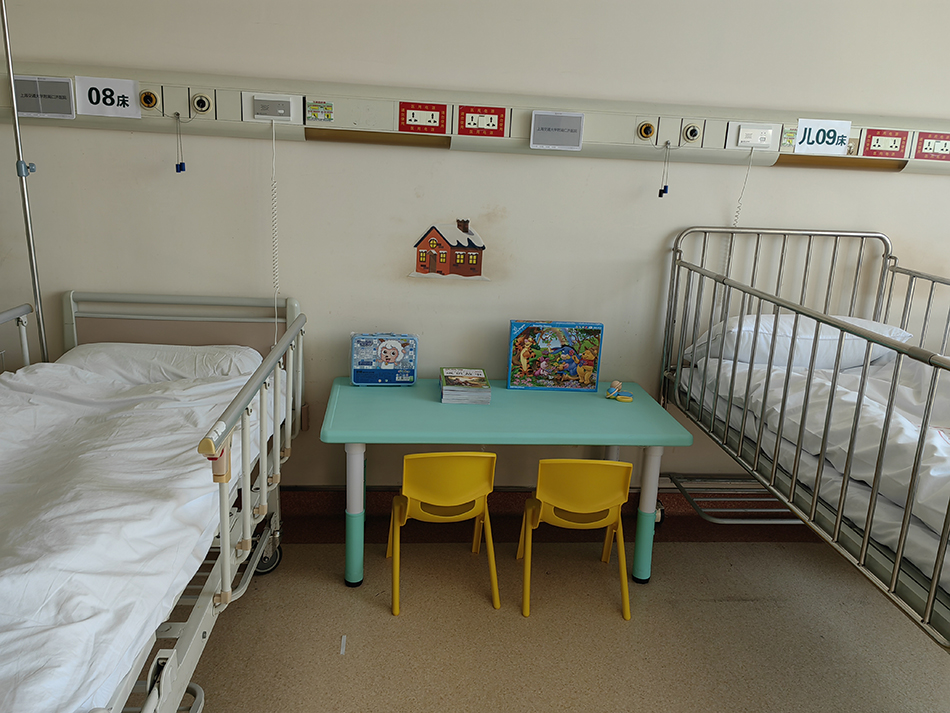 这个新冠定点医院三分之一患者是儿童设一大一小亲子床