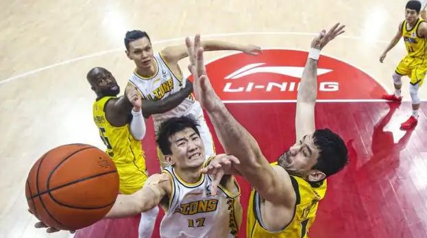 12分钟狂轰34分!吉林第一节打疯了 琼斯15+4暴揍广厦休闲区蓝鸢梦想 - Www.slyday.coM 12分钟狂轰34分!吉林第一节打疯了 琼斯15+4暴揍广厦休闲区蓝鸢梦想 - Www.slyday.coM