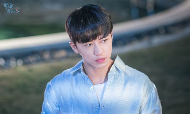 耍帅、装酷、炫技,这6位男艺人演啥都像“真人秀”,转型难休闲区蓝鸢梦想 - Www.slyday.coM 耍帅、装酷、炫技,这6位男艺人演啥都像“真人秀”,转型难休闲区蓝鸢梦想 - Www.slyday.coM