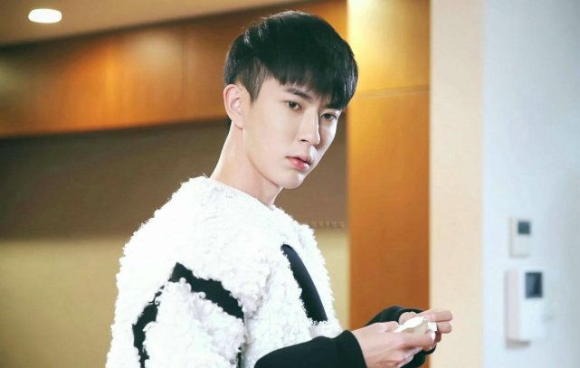 耍帅、装酷、炫技,这6位男艺人演啥都像“真人秀”,转型难休闲区蓝鸢梦想 - Www.slyday.coM 耍帅、装酷、炫技,这6位男艺人演啥都像“真人秀”,转型难休闲区蓝鸢梦想 - Www.slyday.coM