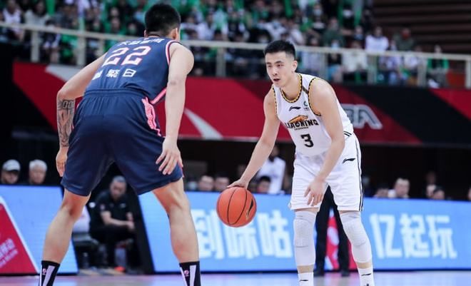 CCTV5直播!辽粤大战提前1天,杜锋仅剩7人轮换,辽宁欲抢占先机休闲区蓝鸢梦想 - Www.slyday.coM