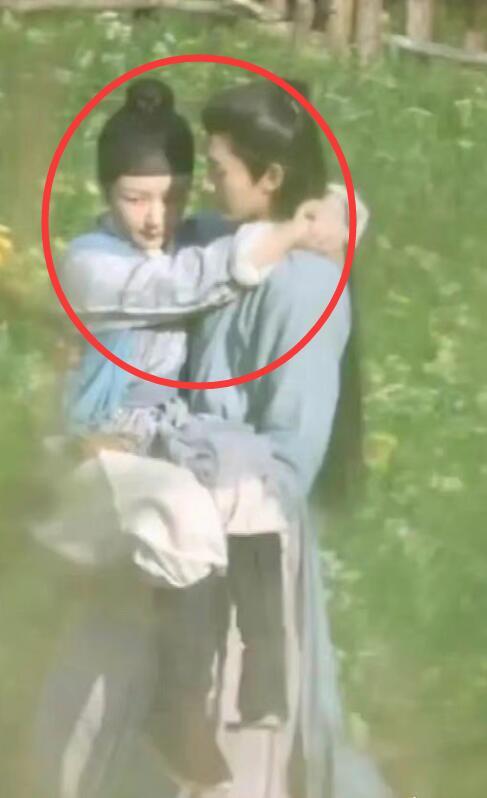 《长相思》最新路透,杨紫邓为公主抱角度扎心,他的表情挽回风评休闲区蓝鸢梦想 - Www.slyday.coM 《长相思》最新路透,杨紫邓为公主抱角度扎心,他的表情挽回风评休闲区蓝鸢梦想 - Www.slyday.coM