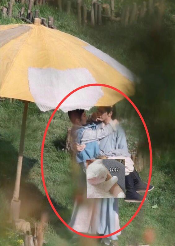 《长相思》最新路透,杨紫邓为公主抱角度扎心,他的表情挽回风评休闲区蓝鸢梦想 - Www.slyday.coM 《长相思》最新路透,杨紫邓为公主抱角度扎心,他的表情挽回风评休闲区蓝鸢梦想 - Www.slyday.coM