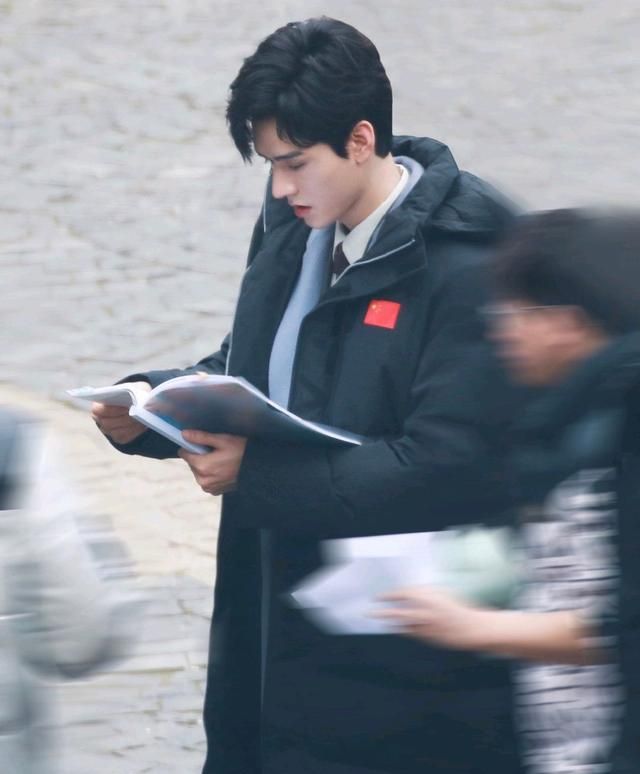 《我要逆风去》:龚俊气质契合原著!3大老戏骨甘当绿叶休闲区蓝鸢梦想 - Www.slyday.coM 《我要逆风去》:龚俊气质契合原著!3大老戏骨甘当绿叶休闲区蓝鸢梦想 - Www.slyday.coM