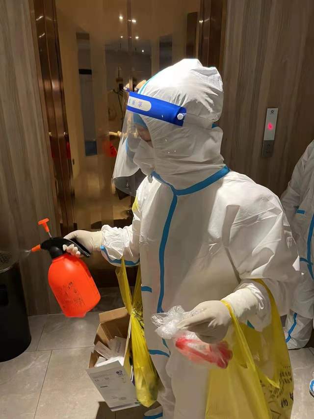 安徽芜湖:他们是抽调干部,抗击疫情勇担当!休闲区蓝鸢梦想 - Www.slyday.coM 安徽芜湖:他们是抽调干部,抗击疫情勇担当!休闲区蓝鸢梦想 - Www.slyday.coM