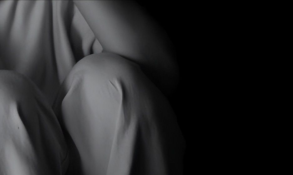 妻子和他人拍视频，女儿也不是亲生的，这家庭还怎么过？休闲区蓝鸢梦想 - Www.slyday.coM